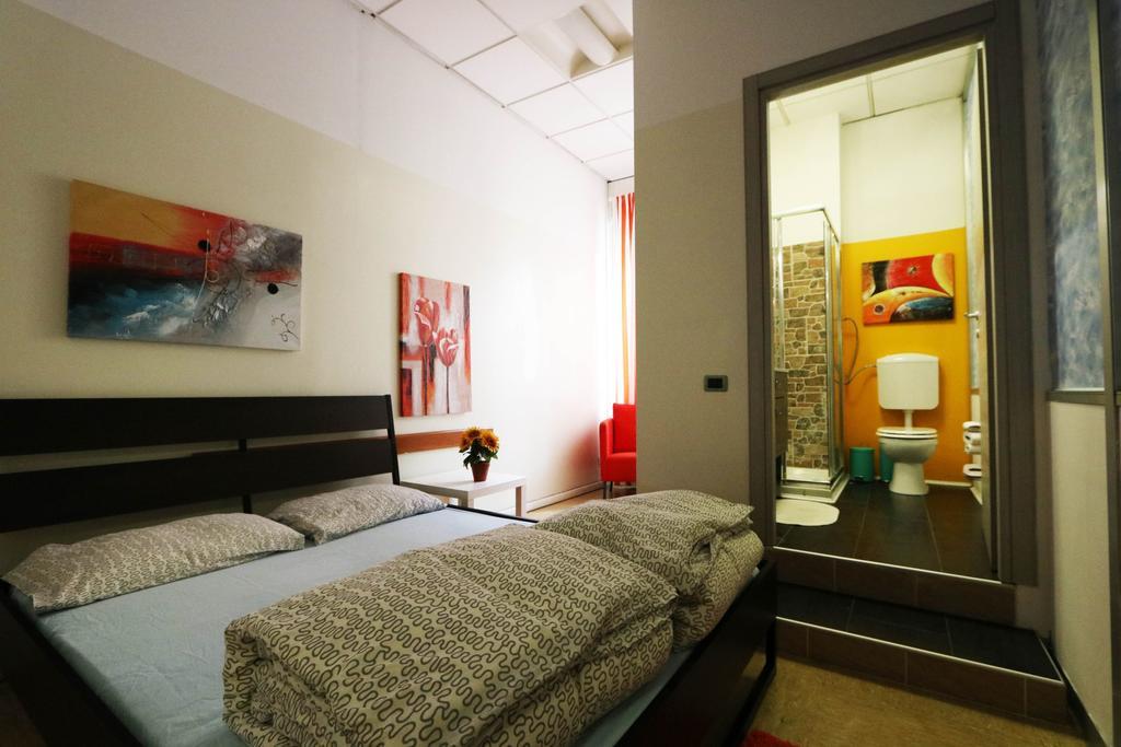 Panda Hostel Milan Luaran gambar
